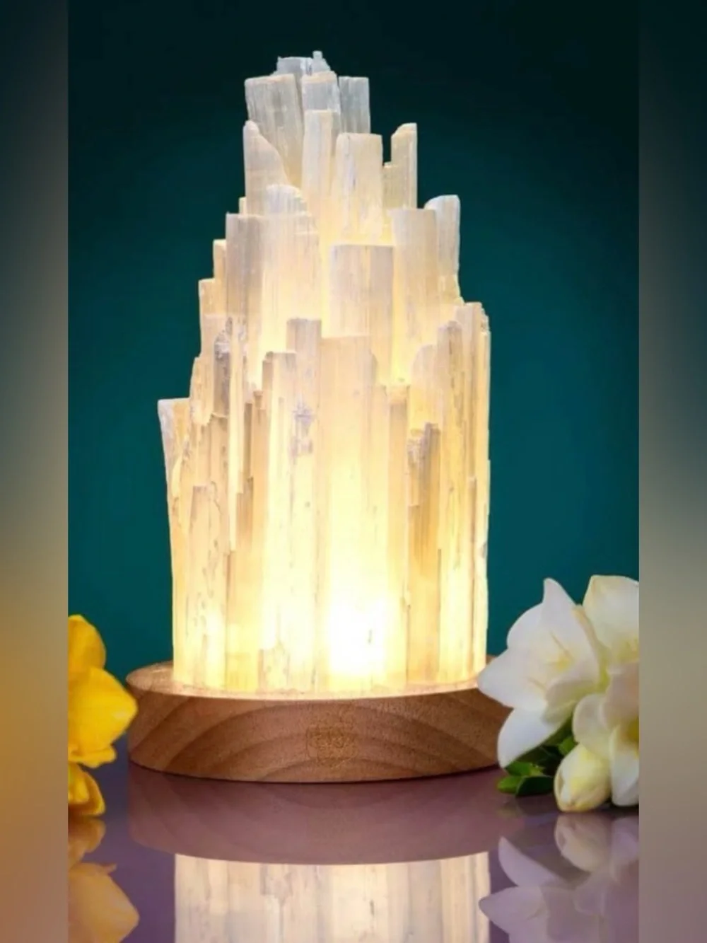 NEW in Box Cleanse-All Selenite Lamp 2 Pounds of Healing Power color change